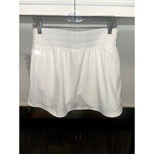 Women's Zella White Active Shorts Size Medium - New with Tags